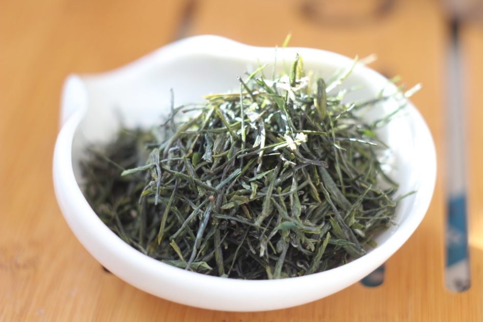 Нефритовая роса. Зеленый чай из Эньши (Хубэй, Китай). © Ольга Никандрова